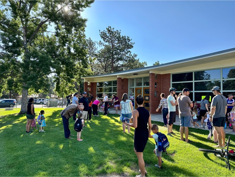 Our little Cañon Critters arrived for their first day of preschool!