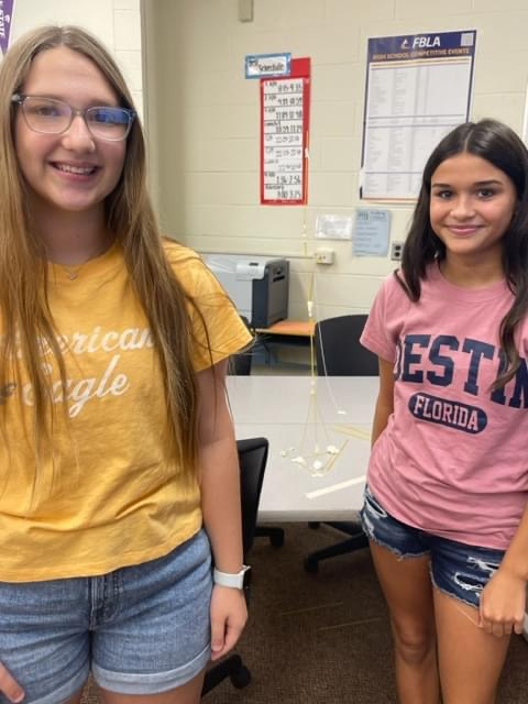Students enjoy teambuilding activities during 8th grade Intro. to Business with Mrs. Lindstrom. #HMSRedHawks 