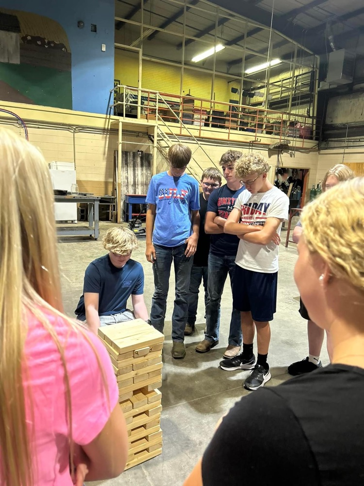 2023-2024 has begun! Giant Jenga with teamwork, leadership, communication and engineering on the first day of Agriscience. We’ve found our “circle” And it’s gonna be a great year Greenhands.