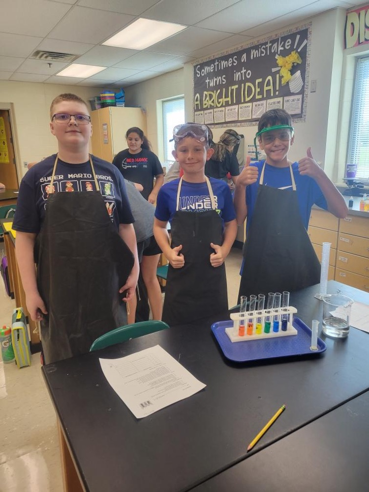 7th grade students enjoyed practicing measurement, precision, safety and reviewing science tools with a Rainbow Lab! 🔴🔵 #HMSRedHawks #USD415 #RedHawkReady #Hiawathaks #HiawathaKansas #VisitHiawatha 🔴🔵