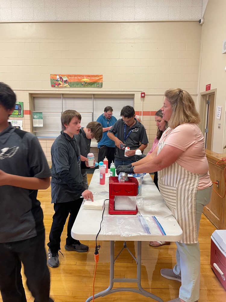 students in line for snowcones