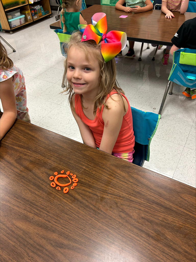 child with lots of circles
