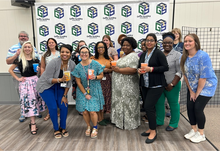 teachers posing with teas