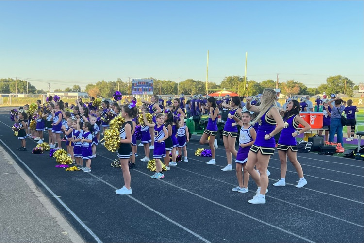 mini cheerleaders