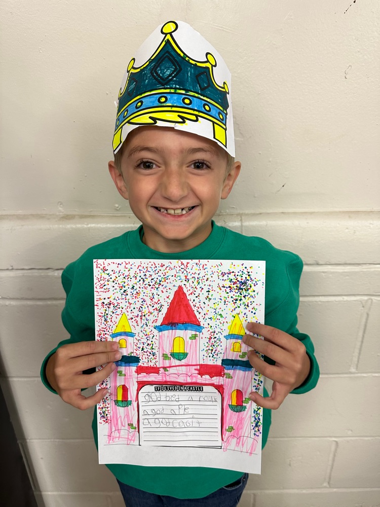 child wearing crown