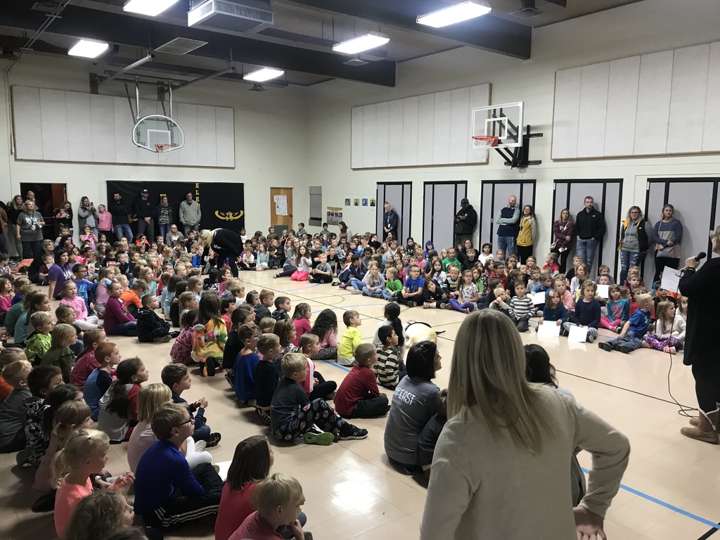 Congratulations to our 1st MP East True Golden Hawk award winners for their respectful, responsible and safe behavior @ our #PBIS Parent Assembly. ❤️🏆☺️#mphawks