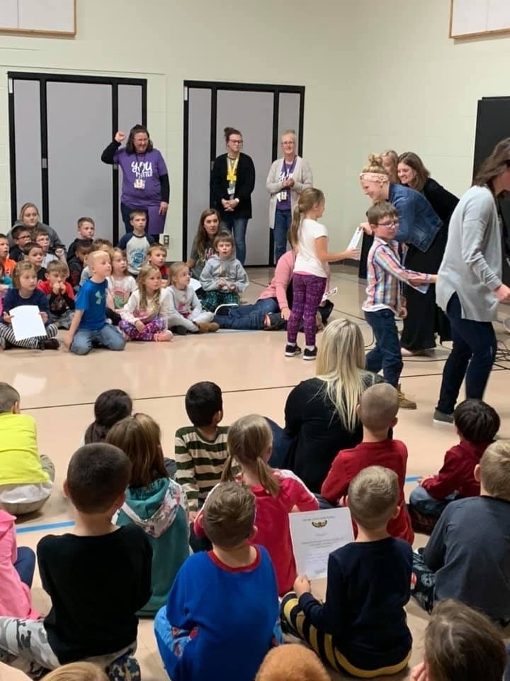 Congratulations to our 1st MP East True Golden Hawk award winners for their respectful, responsible and safe behavior @ our #PBIS Parent Assembly. ❤️🏆☺️