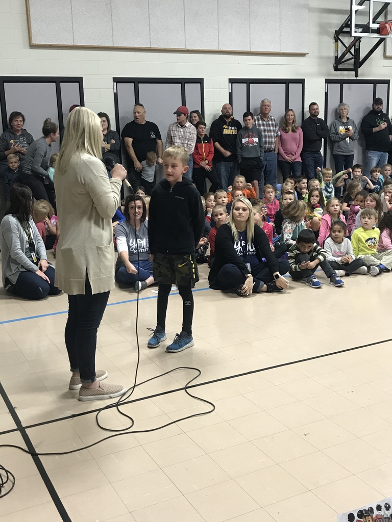 Congratulations to our 1st MP East True Golden Hawk award winners for their respectful, responsible and safe behavior @ our #PBIS Parent Assembly. ❤️🏆☺️#mphawks