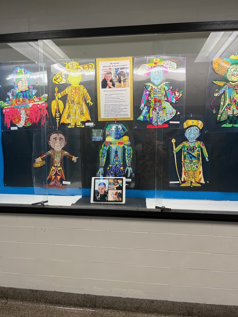 Dash's senior hallway showcase at BHS