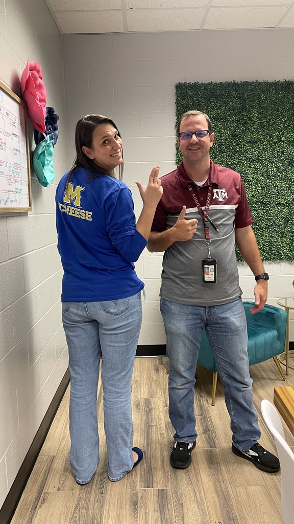 Wearing College Colors for Wisdom Wednesday