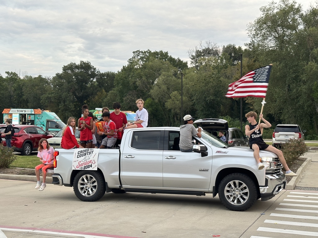 Tyler Legacy's cross country team at the homecoming parade