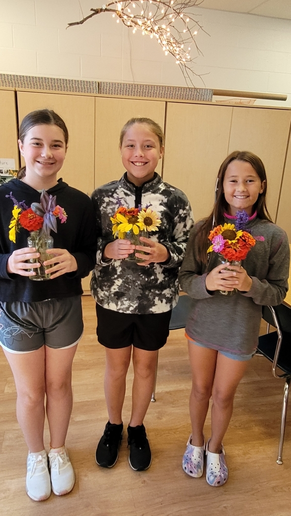 color wheel bouquets 