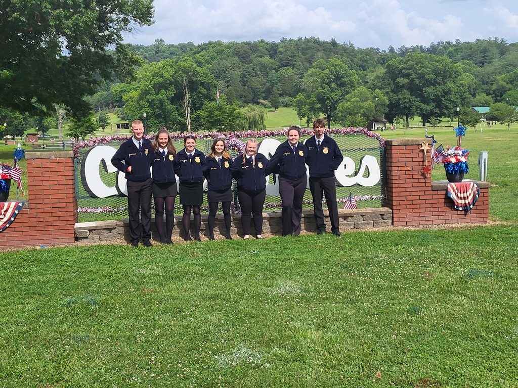 FFA members at Cedar Lakes