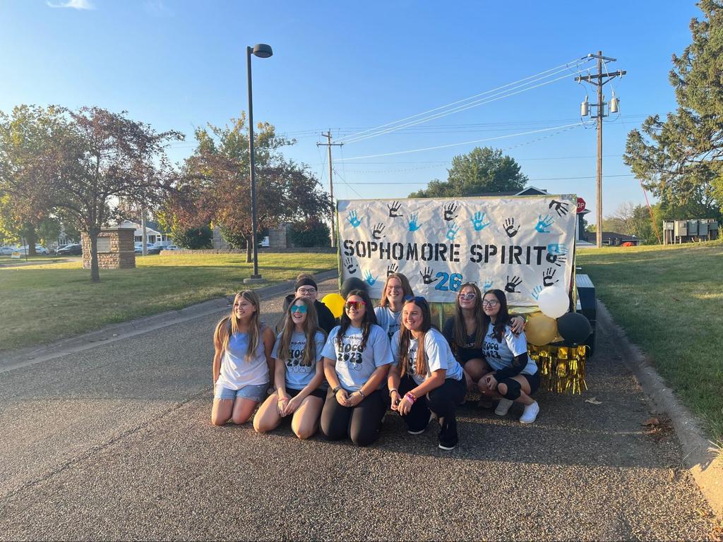 sophomore float
