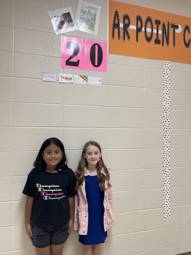 Bifalynn Hauk and Elliott Hooker join the 20 point club.
