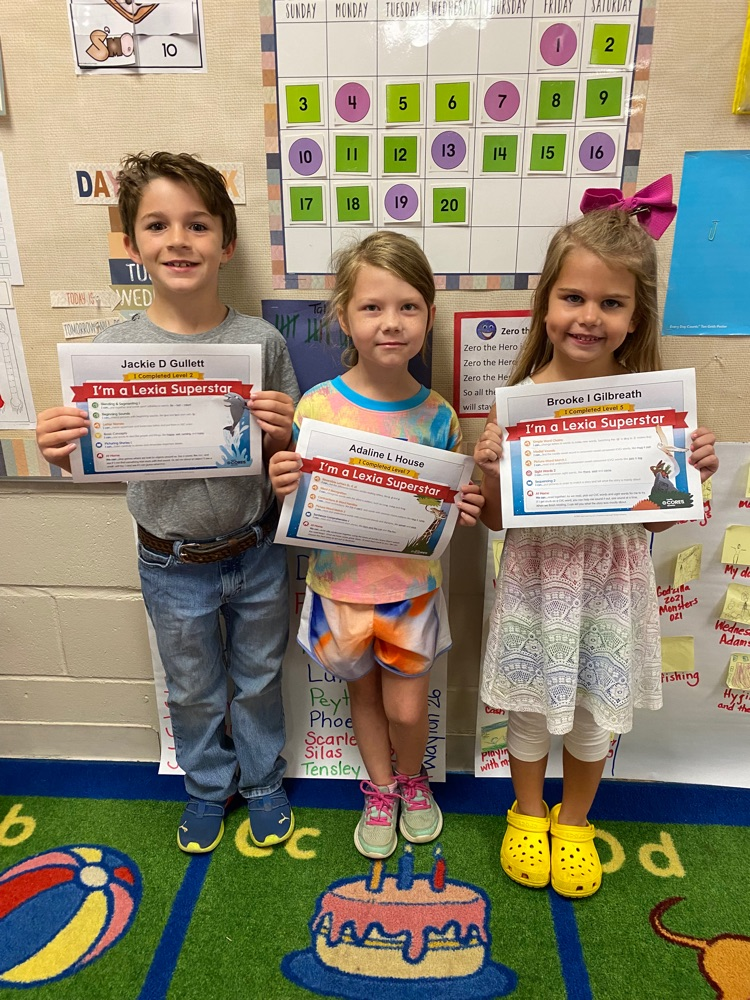 kids with certificate