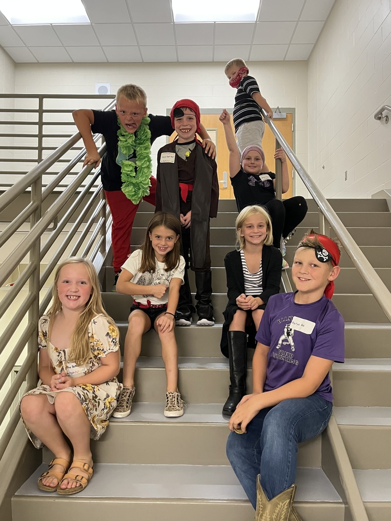 Third Graders have been working on writing a pirate paragraph.  Students developed pirate names, played a Pirate Would You Rather Game, and some dressed as pirates.