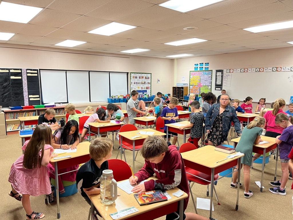 Kids working in a classroom