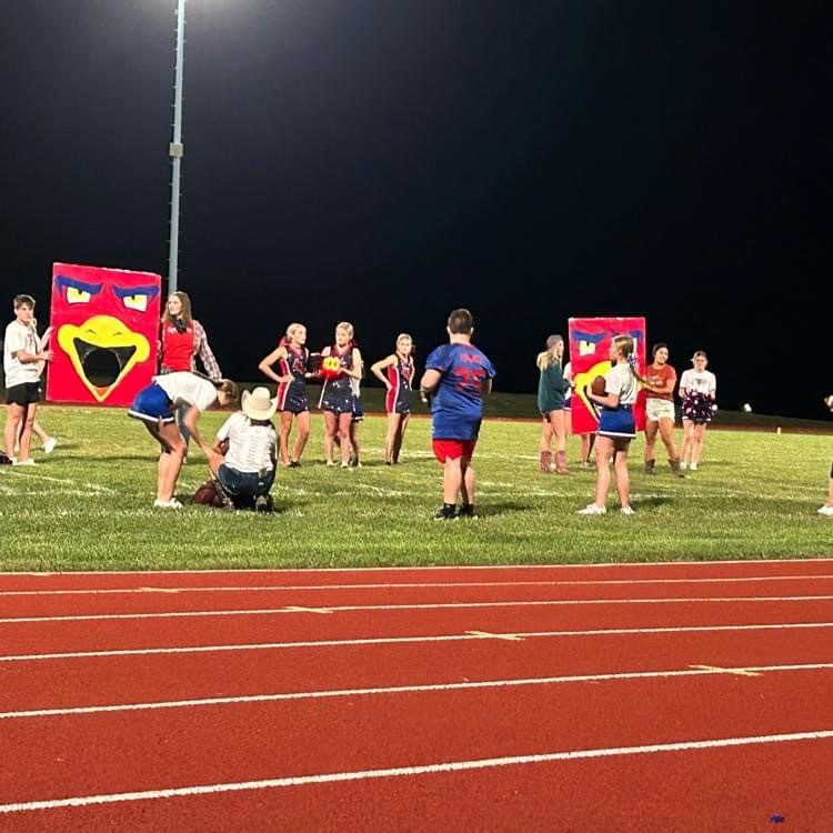 FBLA Throw for the Dough at halftime of last night's football game.  🔴🔵  #HHSRedHawks #USD415 #RedHawkReady #Hiawathaks #HiawathaKansas #VisitHiawatha 🔴🔵 