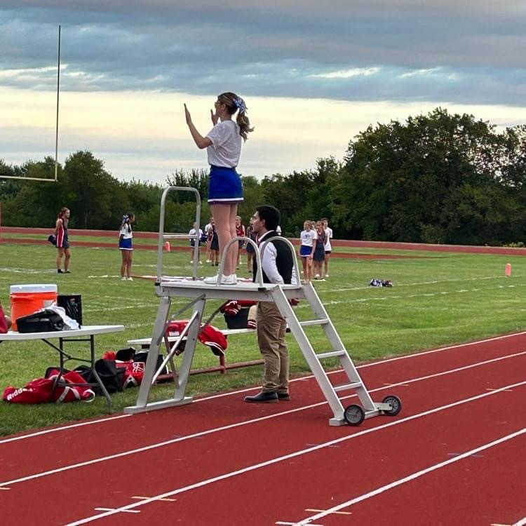 Band & dance from tonight's football game.  🔴🔵  #HHSRedHawks #USD415 #RedHawkReady #Hiawathaks #HiawathaKansas #VisitHiawatha 🔴🔵 