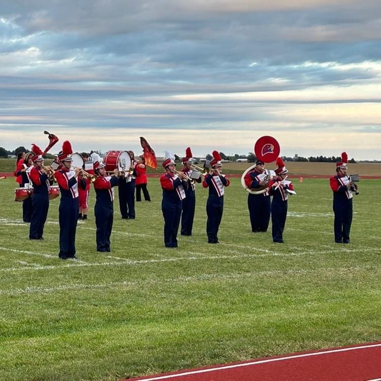 Band & dance from tonight's football game.  🔴🔵  #HHSRedHawks #USD415 #RedHawkReady #Hiawathaks #HiawathaKansas #VisitHiawatha 🔴🔵 