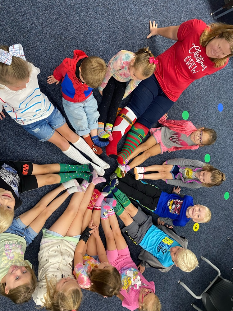 Day 3 of HES Spirit Week: Crazy Sock Day!  More photos to be added as they come in!  🔴🔵 #HESRedHawks #USD415 #RedHawkReady #Hiawathaks #HiawathaKansas #VisitHiawatha 🔴🔵