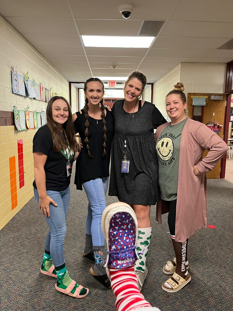Day 3 of HES Spirit Week: Crazy Sock Day!  More photos to be added as they come in!  🔴🔵 #HESRedHawks #USD415 #RedHawkReady #Hiawathaks #HiawathaKansas #VisitHiawatha 🔴🔵