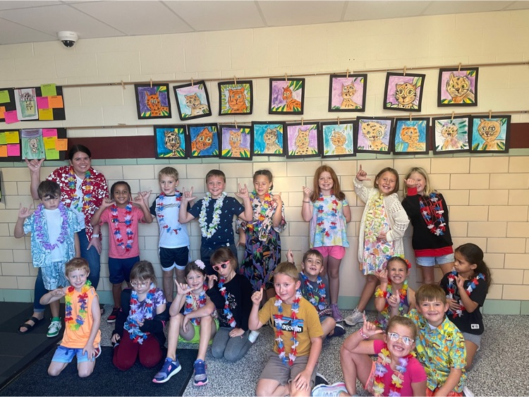 Day 4 of HES Spirit Week: Hawaiian Day!  More photos to be added as they come in!  🔴🔵 #HESRedHawks #USD415 #RedHawkReady #Hiawathaks #HiawathaKansas #VisitHiawatha 🔴🔵