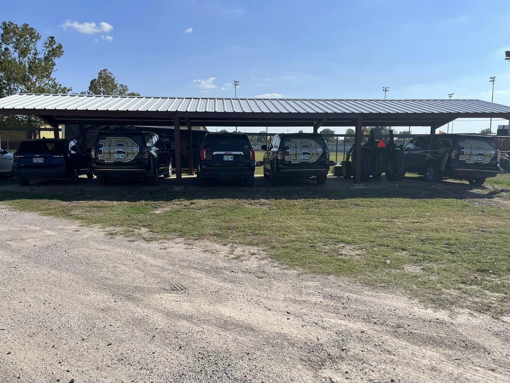 shelter for new vehicles