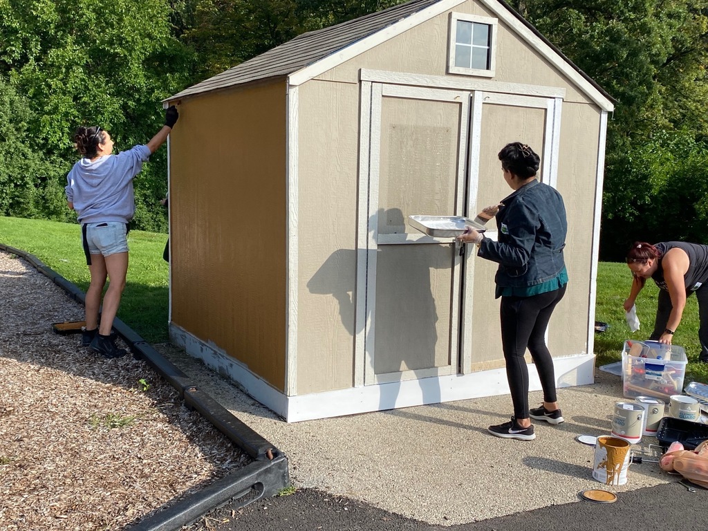 volunteers at Primary's Green Apple Day of Service