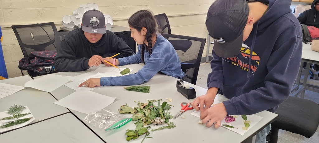 Art & Floral students turned leaves into art projects.