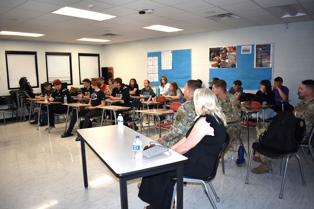 Colonel King Visits MCHS