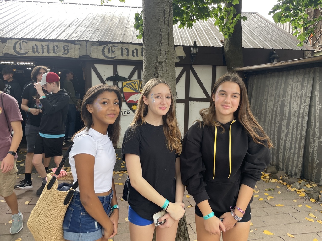 Seventh grade students enjoying the Renaissance Fair