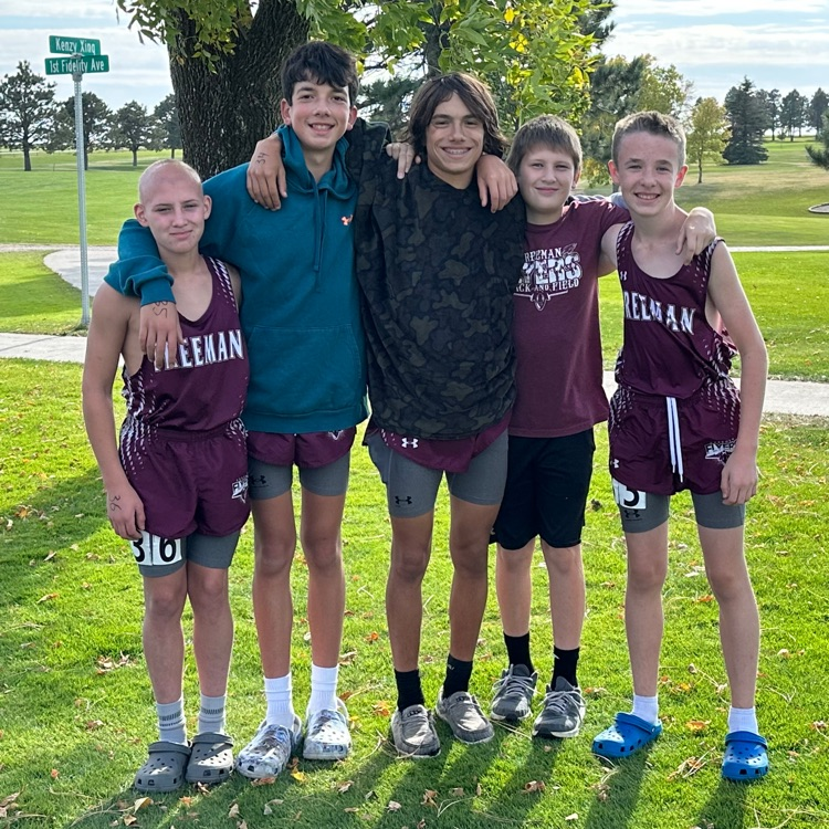 2023 XC Region Meet runners