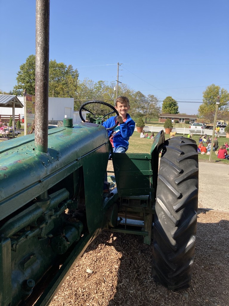 Nevin Coppock students at Youngs Dairy.