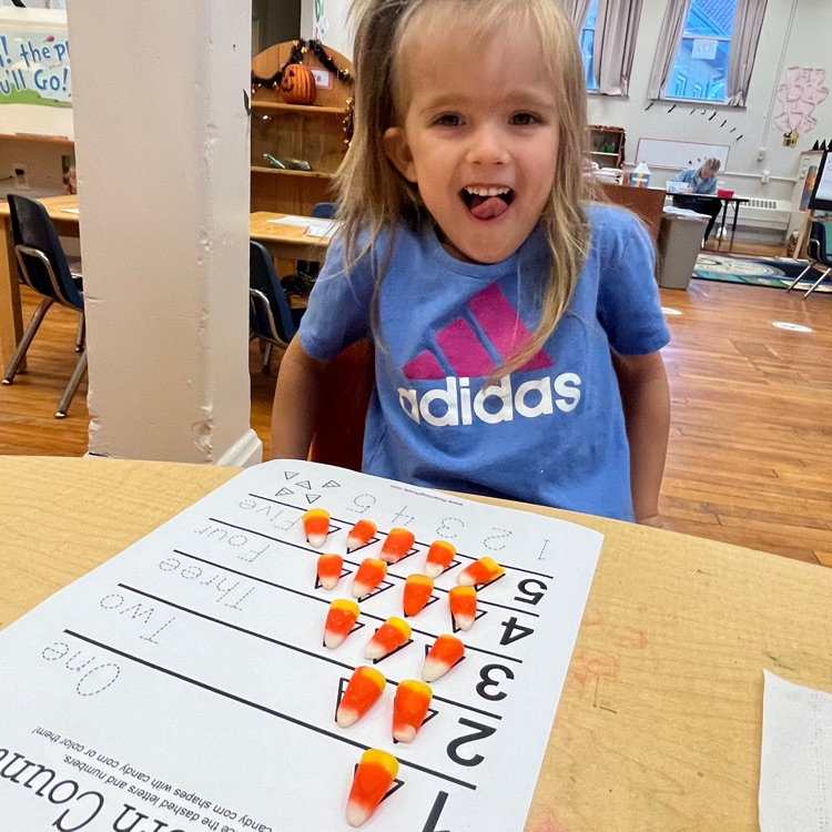 The students in Ms. Brynn’s class used candy corn to count to the number 5 and a taste test at the end