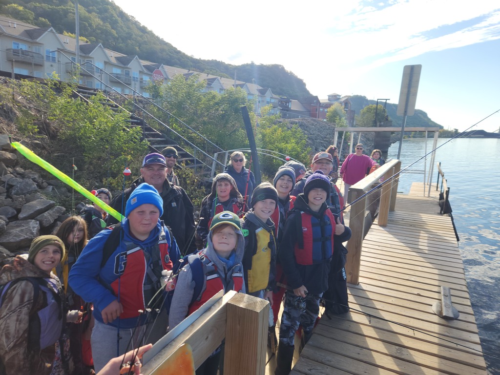 5th graders went on Into the Great Outdoors field trips on Tuesday or Wednesday this week with the Red Wing Environmental Learning Center. Students attended either Outdoor Cookery, Outdoor Photography, Canoeing, Fishing, or Fishing/Sailing as their trip. Feel free to use a few pics on a post! Kids can sign up for future programs with the Red Wing ELC at http://redwingelc.com/