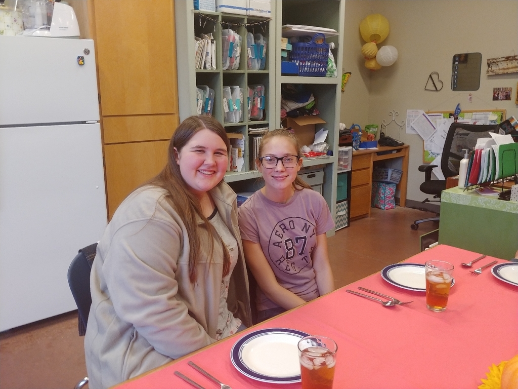 Gracie and Emmi