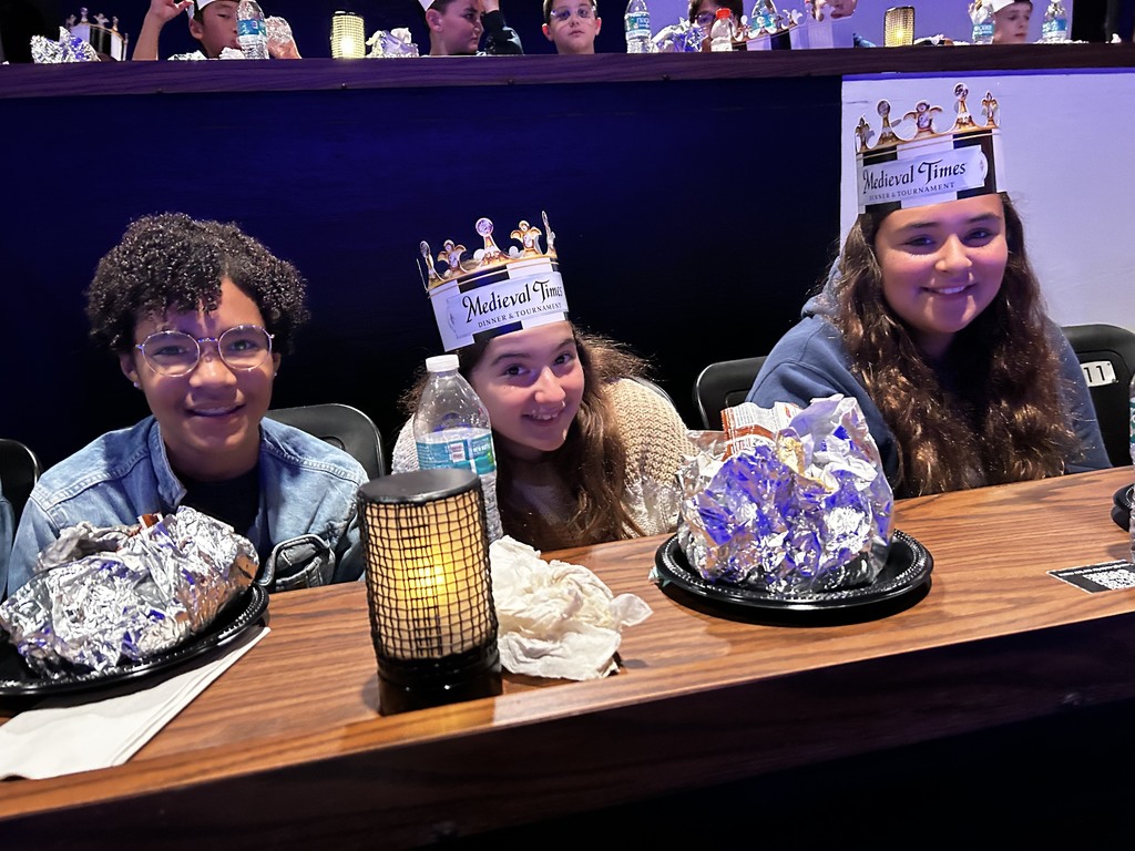 6th grade students enjoy Medieval Times