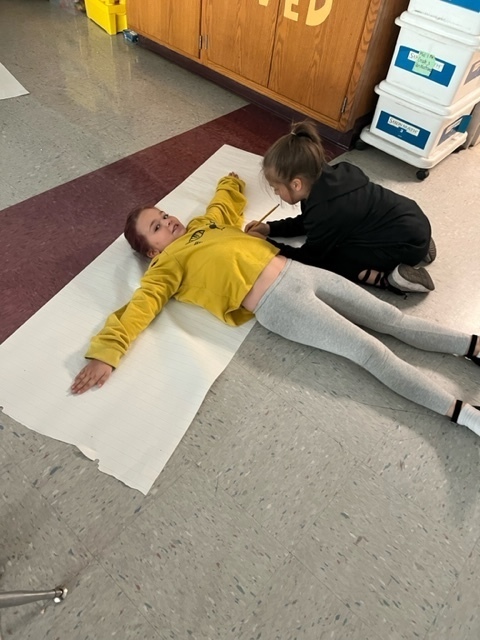 The scholars in Mrs. VanNostrand’s class have been enjoying their CKLA unit on Animal Classifications. Scholars learned about birds and their wingspan. They worked with partners to find their own wingspans. Then, they measured their wingspan and compared it to their height. They were shocked that it’s just about the same!