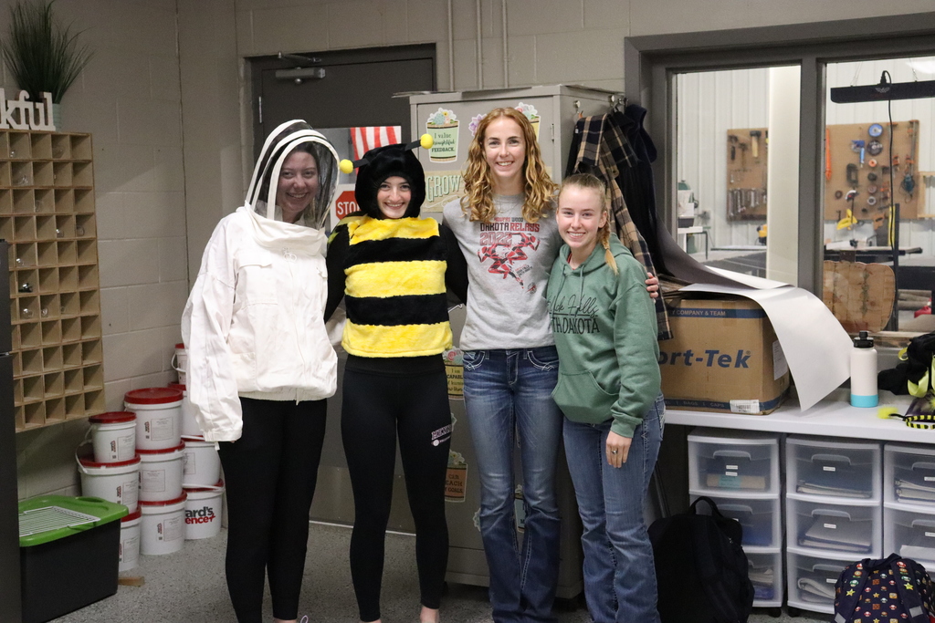FFA Officers (Not pictured Lauren)