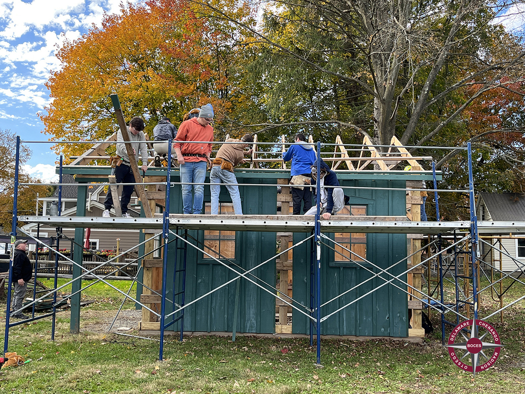 students working on scaffolding