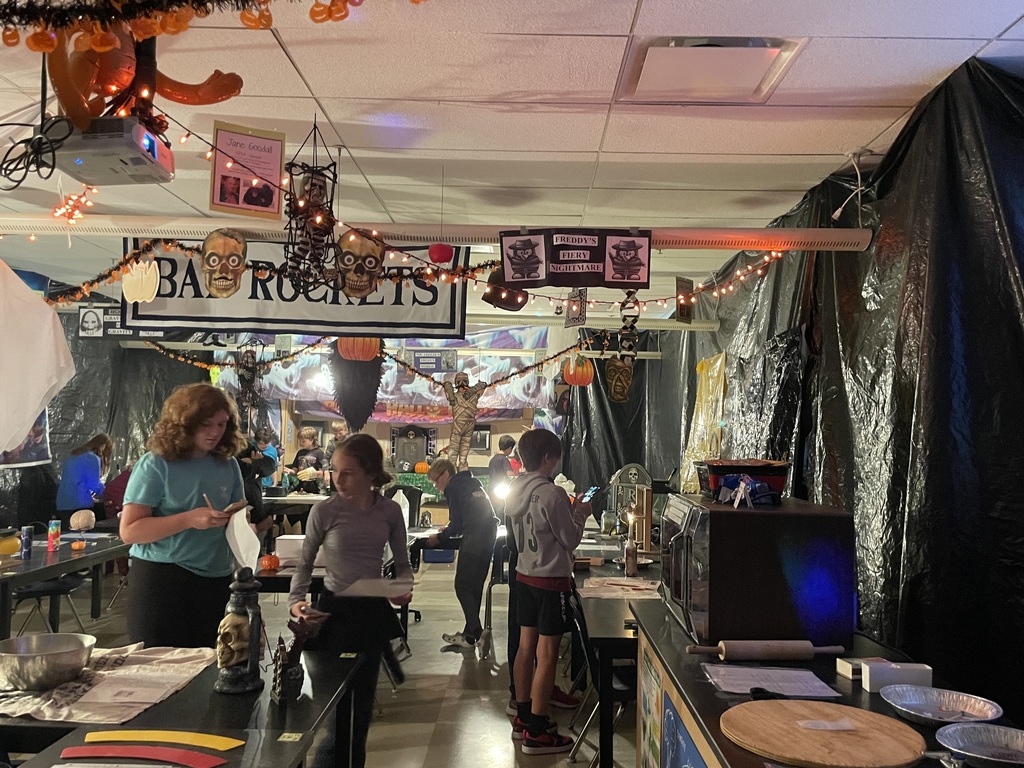 Mr. I's Halloween Lab photo