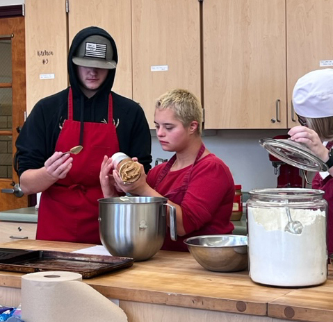 students in baking class