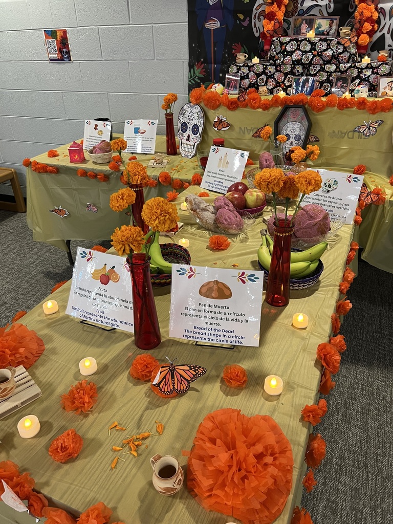 Students and Staff created beautiful ofrendas in honor of Día de los Muertos