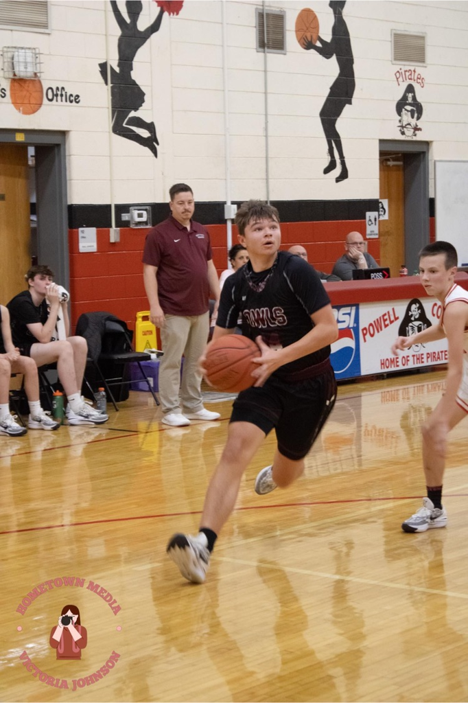 Jordan attacking the basket