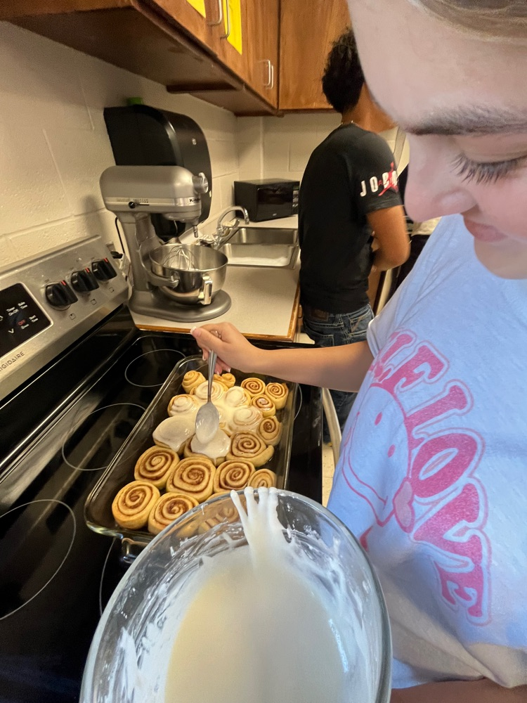 Culinary students wrapped up the yeast unit by making homemade cinnamon rolls today🍮