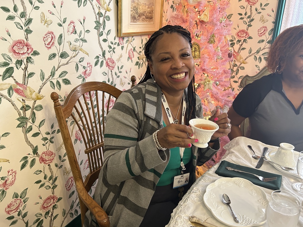 Teachers drinking tea