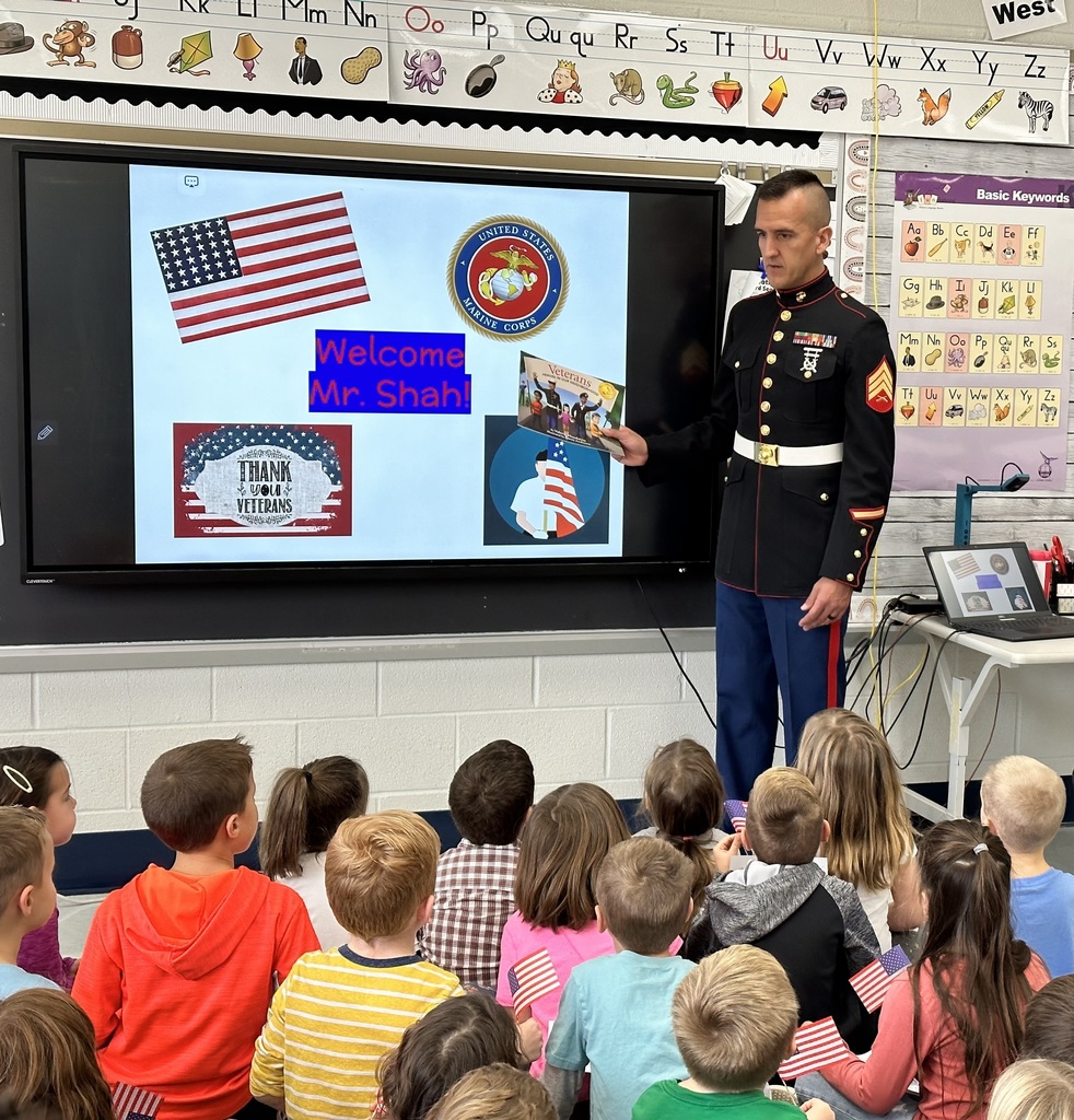 Mr. Shah speaks to students on veterans day