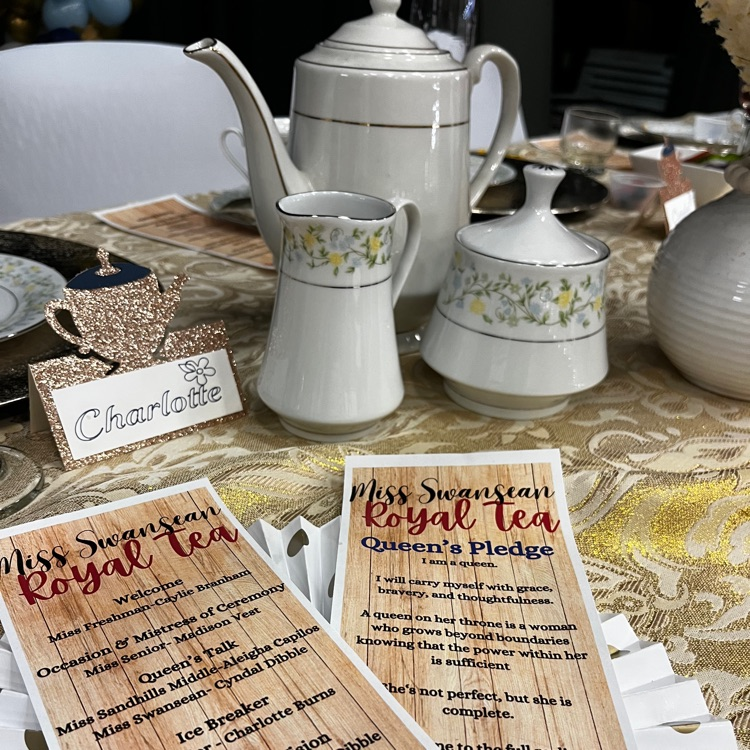 Miss Swansean Royal Tea